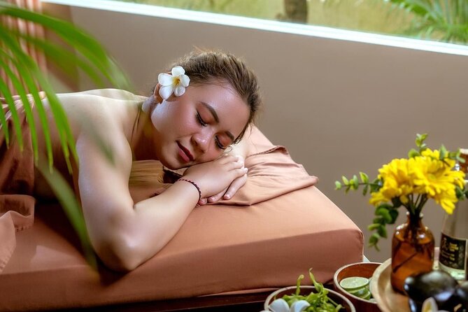 Bali Luxury Spa 2 Hour massage & Flower bath - Body scrub and yogurt moisturizer add variety