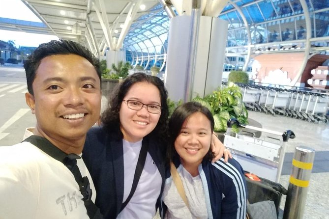 Bali Private arrival airport transfer - Communication and practical airport habits