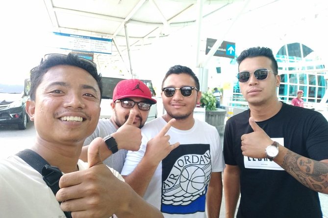Bali Private arrival airport transfer - Waiting time for late flights and slow baggage