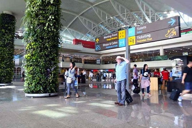 Bali Private Hotel Transfer Point To Point All Area - What you are paying for at $17.19 per person