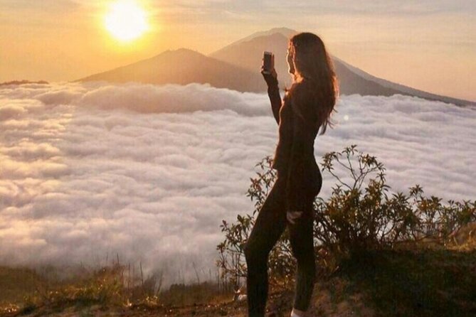 Bali: Private Mount Batur Sunrise Trek with Guide - A Coffee Plantation on the Return Trip