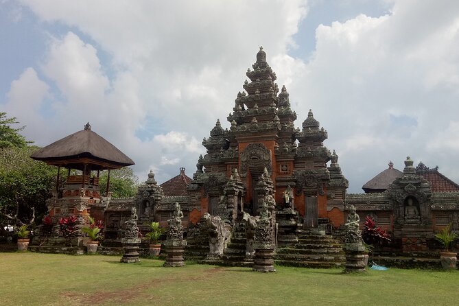 Bali Private Tour Guide And Driver - What past outings tell you about the guide