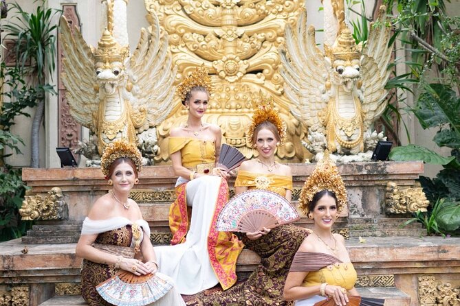 Bali Professional Photoshoot in Traditional Dress Outfit - What the photographer adds