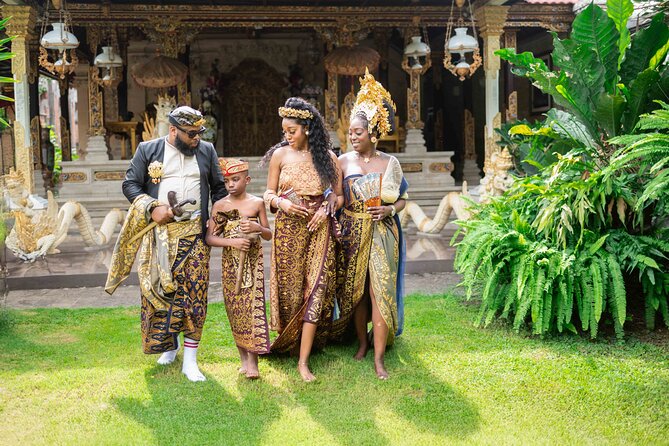 Bali Professional Photoshoot in Traditional Dress Outfit - Original images and retouched files