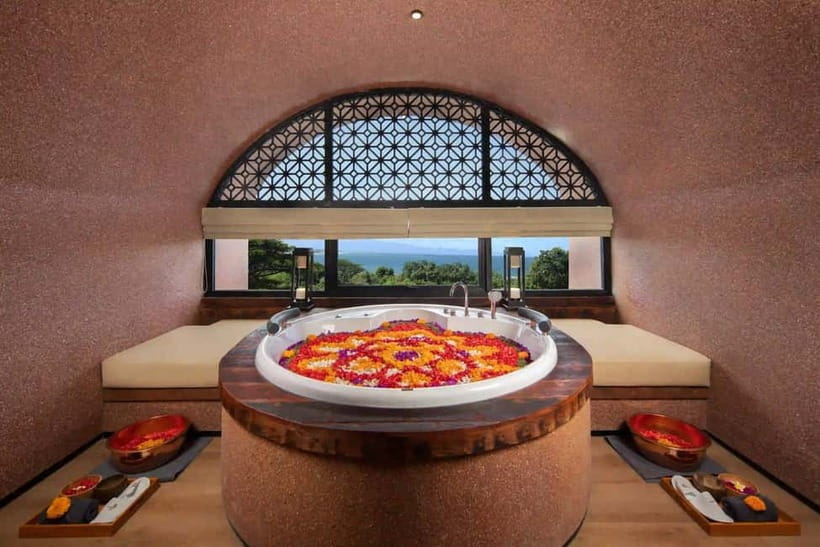 Bali/Sanur: Spa and Bath Experiences at Svaha Spa Sanur - The couples’ Flower Bath Sensation