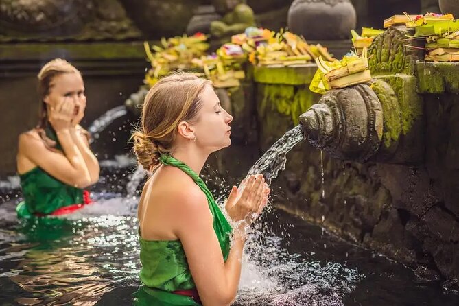 Bali Spiritual: Balinese Healing, Temple & Rice Terrace - A spiritual day that begins with water