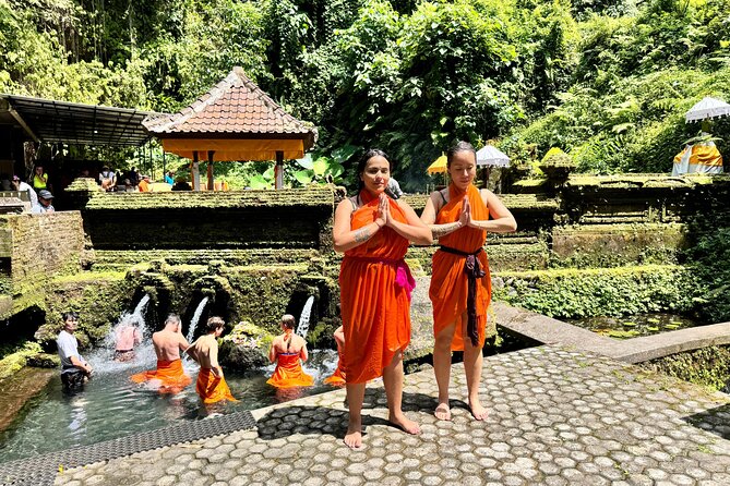 Bali Spiritual: Balinese Healing, Temple & Rice Terrace - Craft villages: silver, wood, painting, and batik