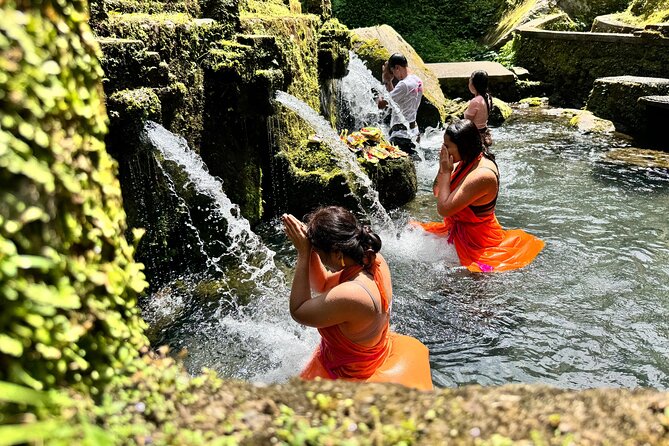 Bali Spiritual: Balinese Healing, Temple & Rice Terrace - Melukat, Bali’s holy-water cleansing