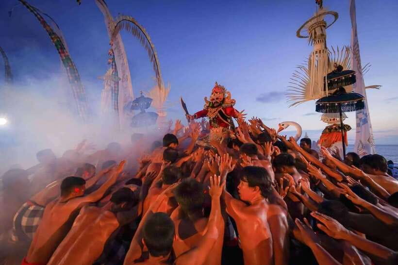 Bali: Tanah Lot Temple Sunset Kecak & Fire Dance Show Ticket - Key points to know before you book