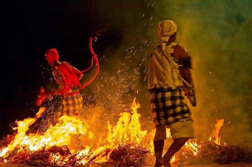 Bali: Tanah Lot Temple Sunset Kecak & Fire Dance Show Ticket - Why Tanah Lot makes this Kecak show special