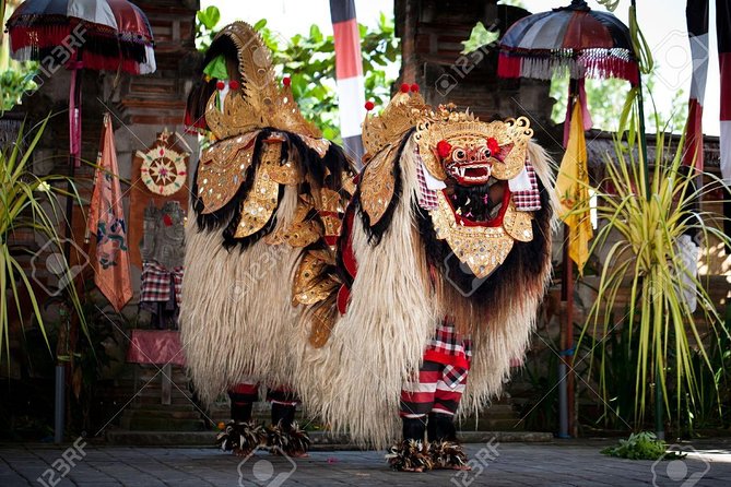 Bali Traditional Dance, Waterfall and Hindu temple with lunch - Starting with Barong and Kris