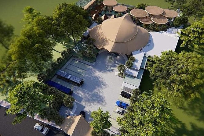 Bali Wanaku Heritage IndoAsian Cuisine - Choosing between indoor dining and a gazebo