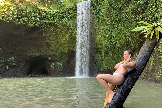 Bali Waterfalls in One Day: Tukad Cepung, 2 Hidden Waterfall, Kanto Lampo - What your guide adds to the day
