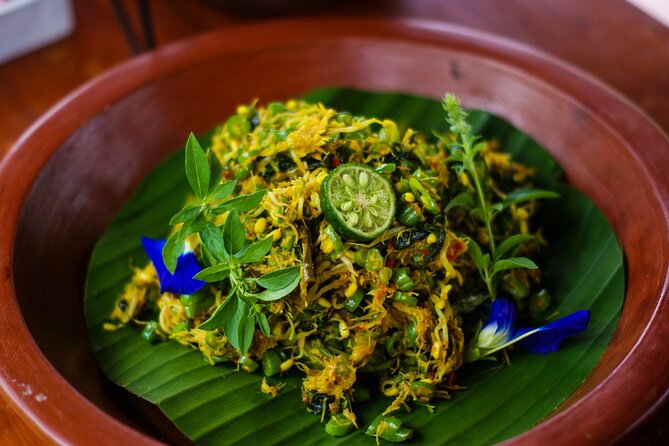 Balinese Vegan Cooking Class with Fresh Harvesting & Garden Tour - Sidemen views make the meal feel special
