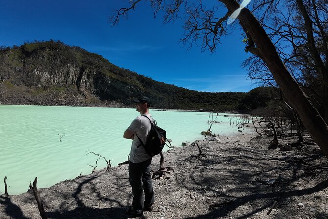 Bandung Volcano Sightseeing and Hot Spring Private Tour - White Crater and the smell of sulfur