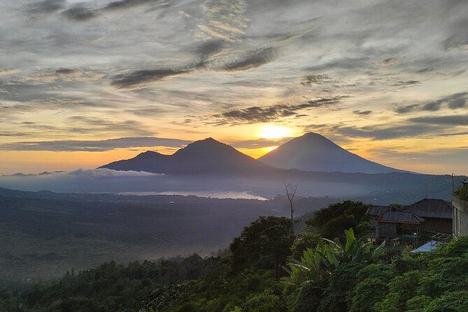 Batur Volcano Sunrise Trekking, Rice Teracce & Bali Coffee Plantation Tour - The midnight pickup and early breakfast