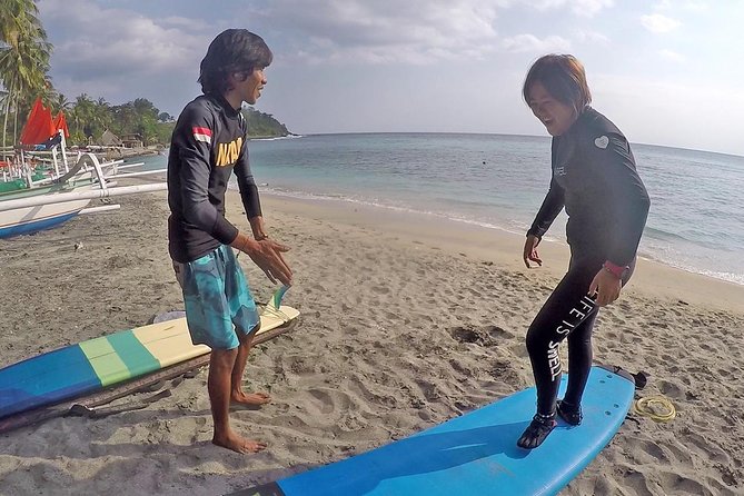 Beginner surf lesson private class - Adult - What happens before you reach the water