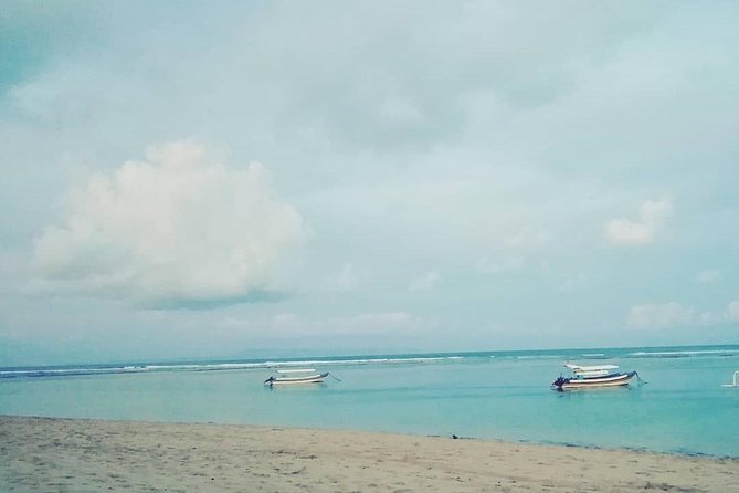 Best Bali Beaches - Uluwatu Temple - FREE Wi-Fi - Padang Padang, the most famous beach stop