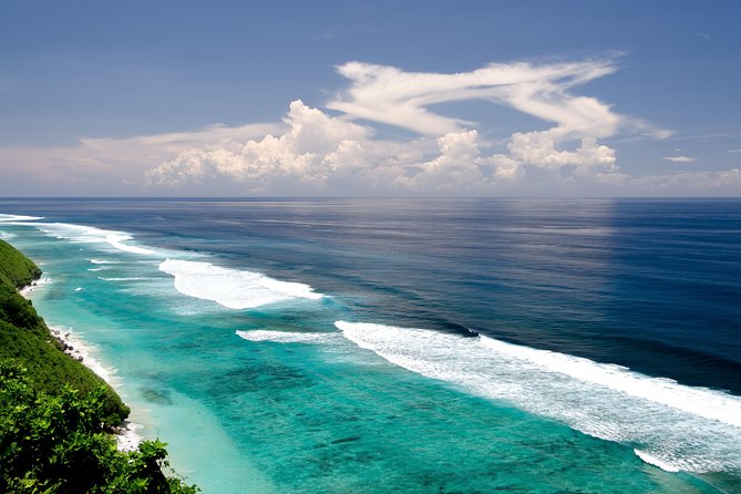 Best Bali Beaches - Uluwatu Temple - FREE Wi-Fi - Jimbaran Bay and the food question