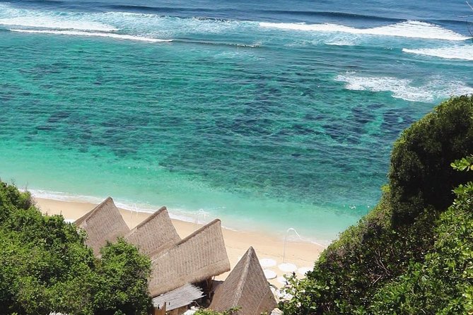 Best Bali Beaches - Uluwatu Temple - FREE Wi-Fi - The private vehicle, Wi-Fi, and driver service
