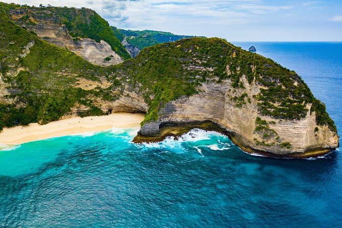 Best Iconic West and East Nusa Penida Island Tour - All Inclusive - Kelingking Beach and the famous rock shape