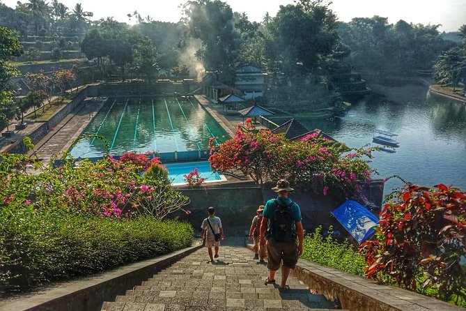 Best of Lombok: Native, Culture, Nature & Waterfall Day Trip - Key points to know before booking