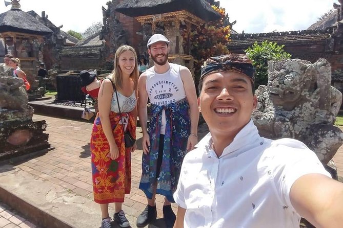 Best of Ubud Private Day Tour with All Inclusive - Tegenungan Waterfall starts the day with fresh air