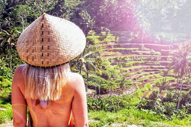 Best of Ubud Private Day Tour with All Inclusive - Mas introduces Bali’s wood-carving tradition