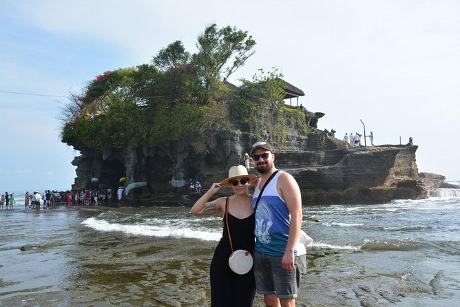 Best Ubud & Tanah Lot Excursion - One hour among the macaques