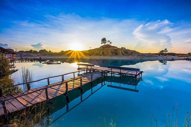 Bintan Sand Dunes and Blue Lakes Half-Day Tour with Lunch - Bintan’s desert beside a blue-green lake