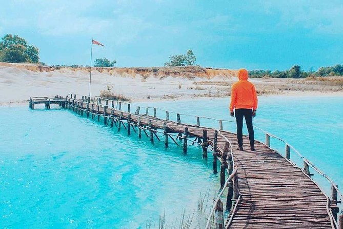 Bintan Sand Dunes and Blue Lakes Half-Day Tour with Lunch - Private transport makes a short day easier