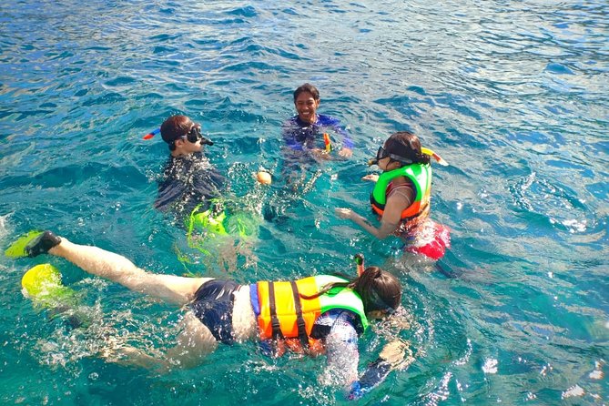 Blow Lagoon Bali Snorkeling and see Bali Bats Cave Temple - What the private car changes