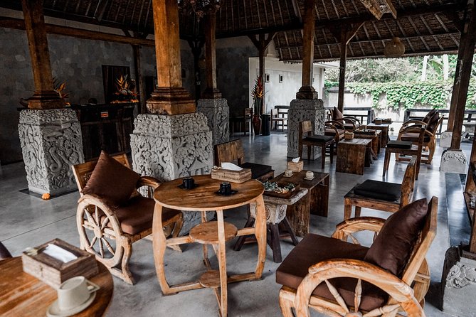 Body Massage Experience in Ubud Traditional Spa - The full-body treatment