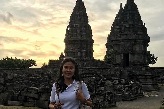 Borobudur and Prambanan Tours from Yogyakarta City - What the private car adds to the day