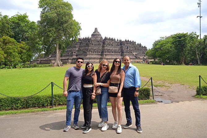 Borobudur Climb To The Top, Prambanan Temple And Ramayana Ballet - Transport, meals, and the real pace of the day