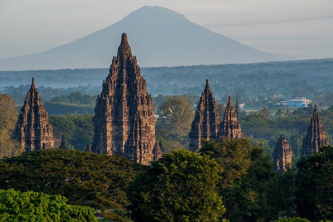 Borobudur(climb up), Merapi Volcano and Prambanan Temple Tour - Lunch, extra guides, and the real price