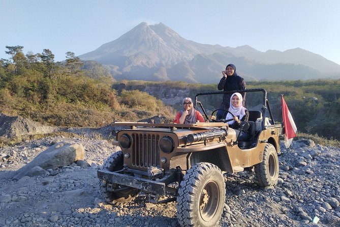 Borobudur(climb up), Merapi Volcano and Prambanan Temple Tour - Weather, timing, and practical limits