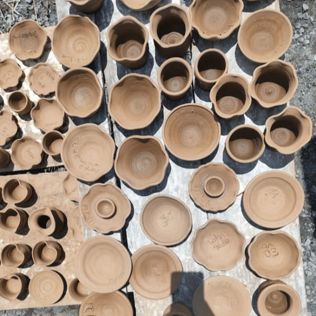Borobudur: Pottery Making Workshop - The best part for families and first-time makers