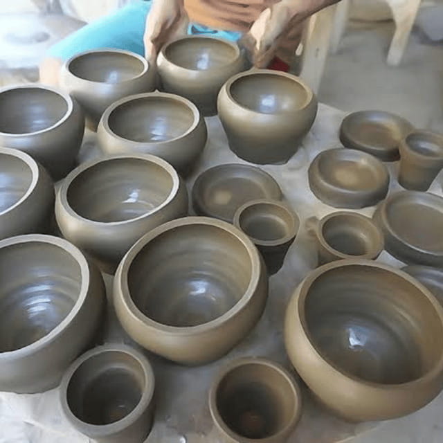 Borobudur: Pottery Making Workshop - Watching the clay take shape