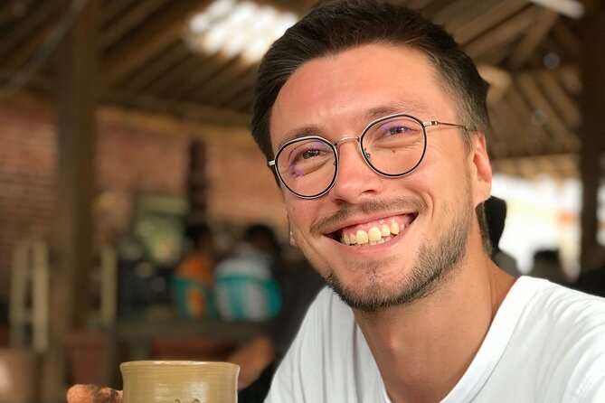 Borobudur: Village Tour with Pottery and Tofu Making - Seeing Borobudur from the surrounding villages