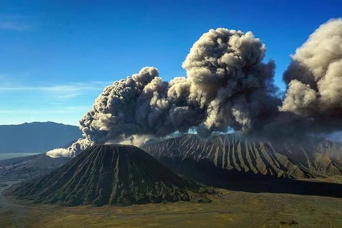 Bromo Adventure - The crater walk and the Sea of Sands