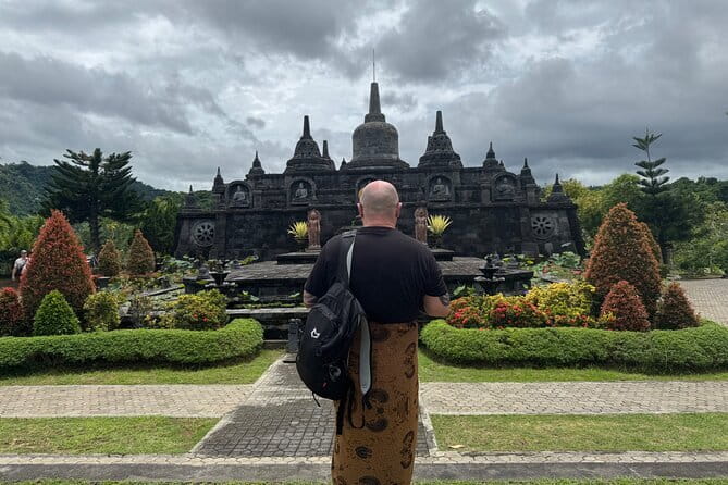 Celukan Bawang Day Tour (all-inclusive with optional option) - Meeting your driver at Celukan Bawang