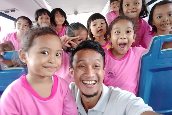 City Tour Jakarta with Private Guide - A private way to read Jakarta