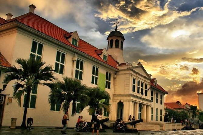 City Tour Jakarta - Jakarta Old Town and its 1600s colonial past