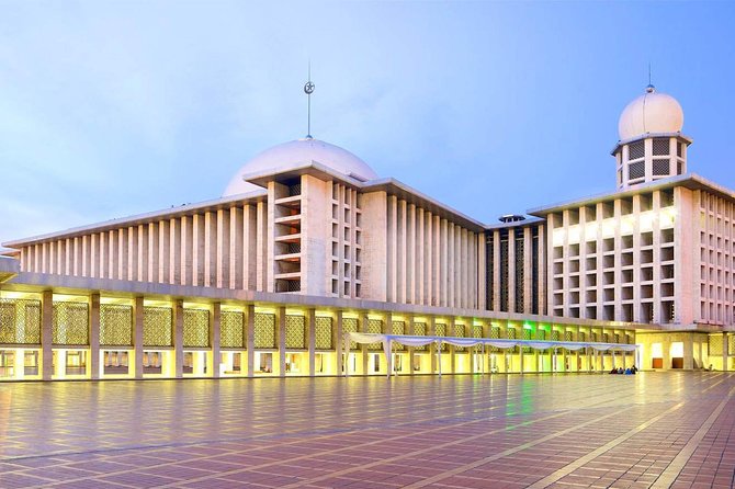 Customized Private Tour Jakarta With Lunch - Lunch, Transport, and the Pace of the Day