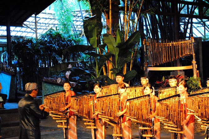 DAY TRIP TO BANDUNG CITY From Jakarta - The Jakarta to Bandung Drive