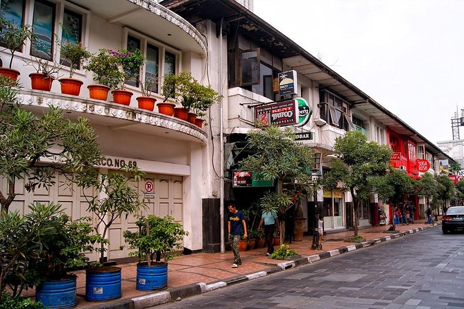 DAY TRIP TO BANDUNG CITY From Jakarta - Braga Street and Bandung’s Old Promenade