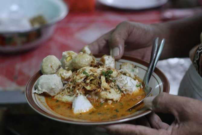 Denpasar City Food Tour (Day Tour) - Nasi campur or babi guling for the final plate