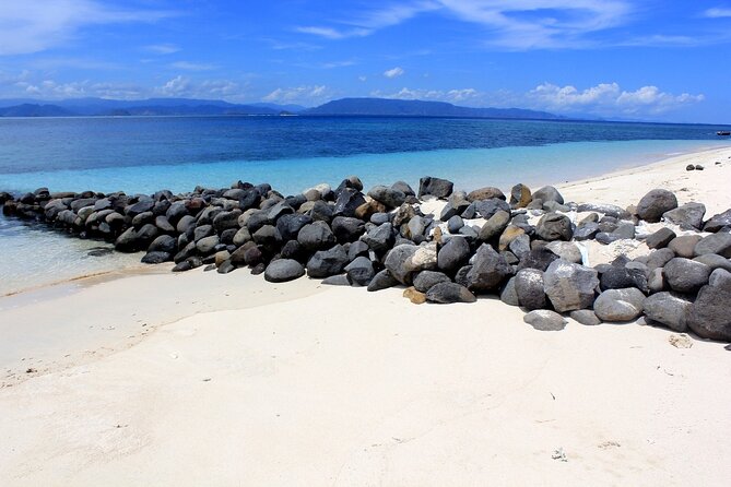 East Lombok Secred Gilis (Gili Kondo, Gili Bidara, Gili Petagan, Gili kapal) - What the $94.94 price really covers