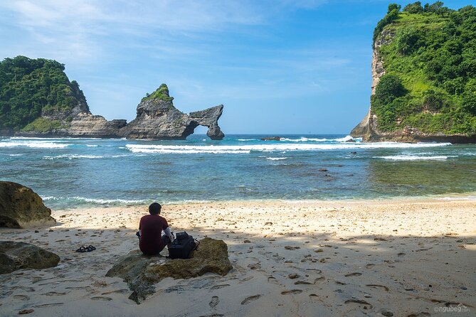 East Nusa Penida With Tembeling Beach Natural Pool - Private tour - Banjar Nyuh Harbor and the private road journey